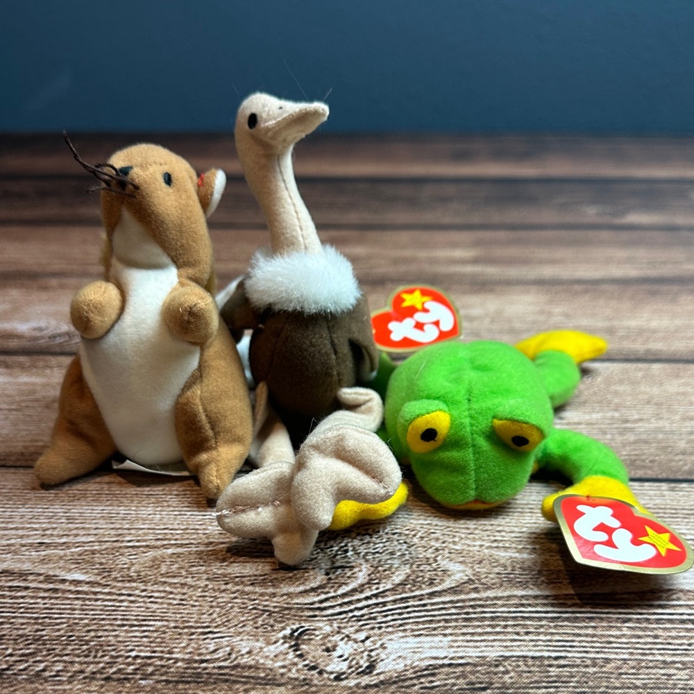 TY Teenie Beanie Animal Lot - Smoochy the Frog, Stretchy the Ostrich, squirrel